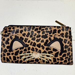 Girls cheetah pattern wallet